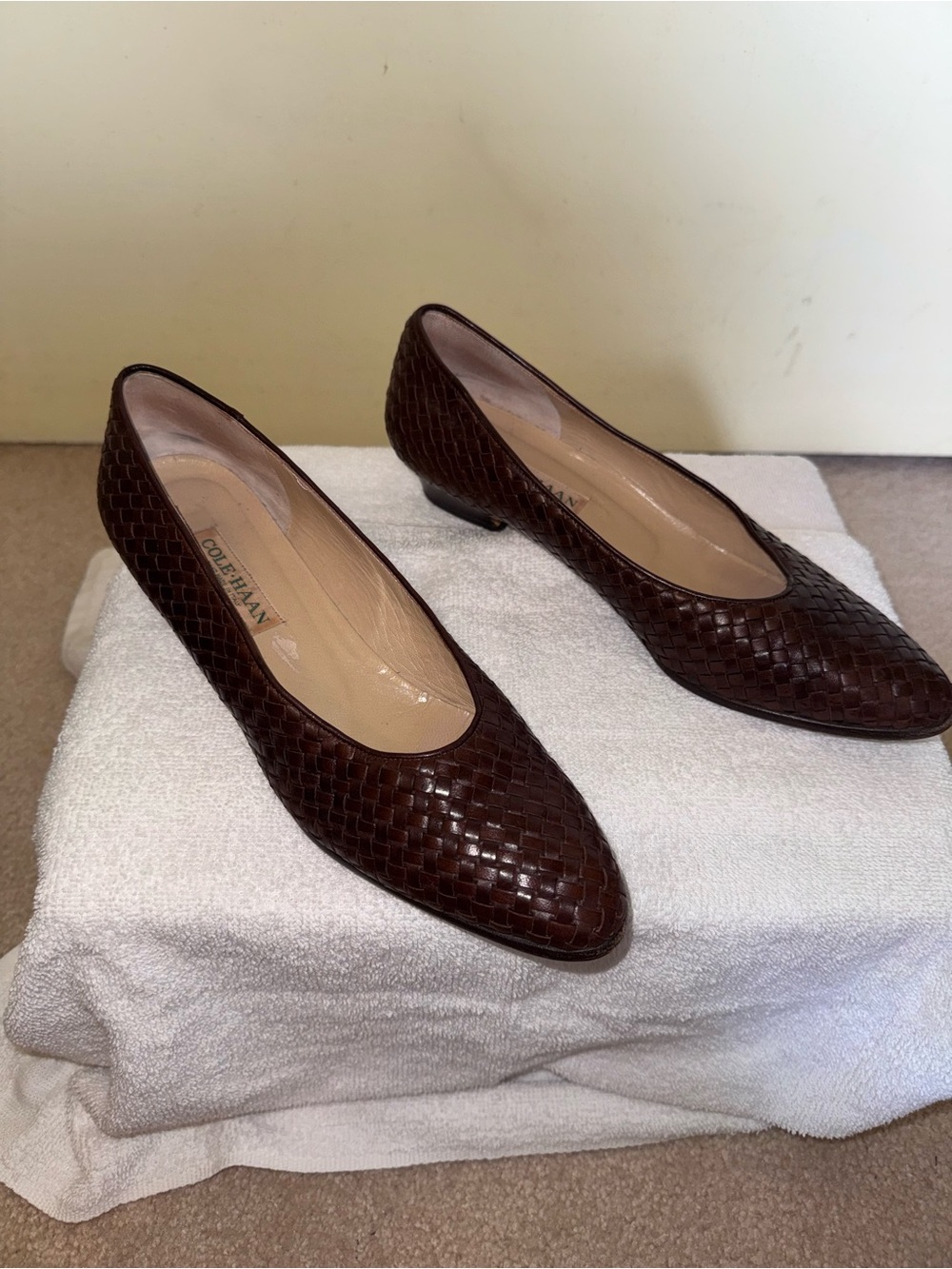 Cole Haan Dark Brown Woven Leather Low Heels - Picture 2 of 6